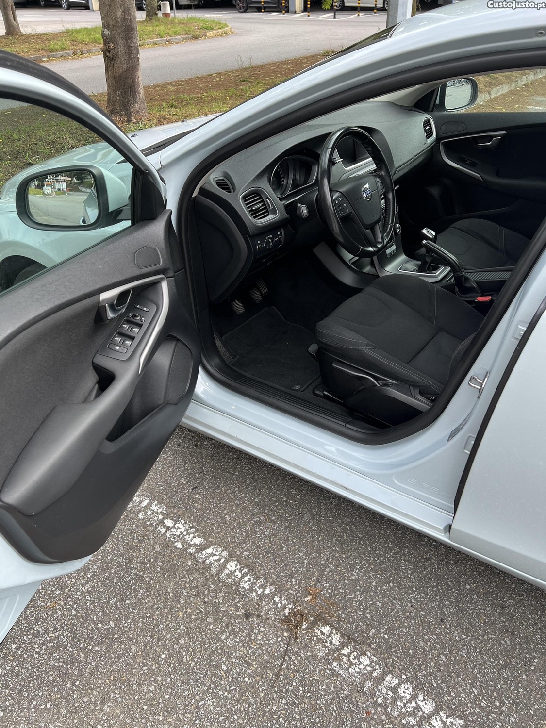 Volvo V40 D2 — fotografia 5