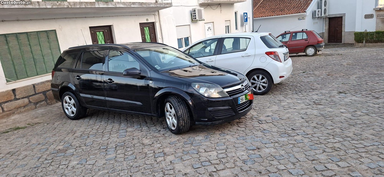 Opel Astra Caravan — fotografia 9