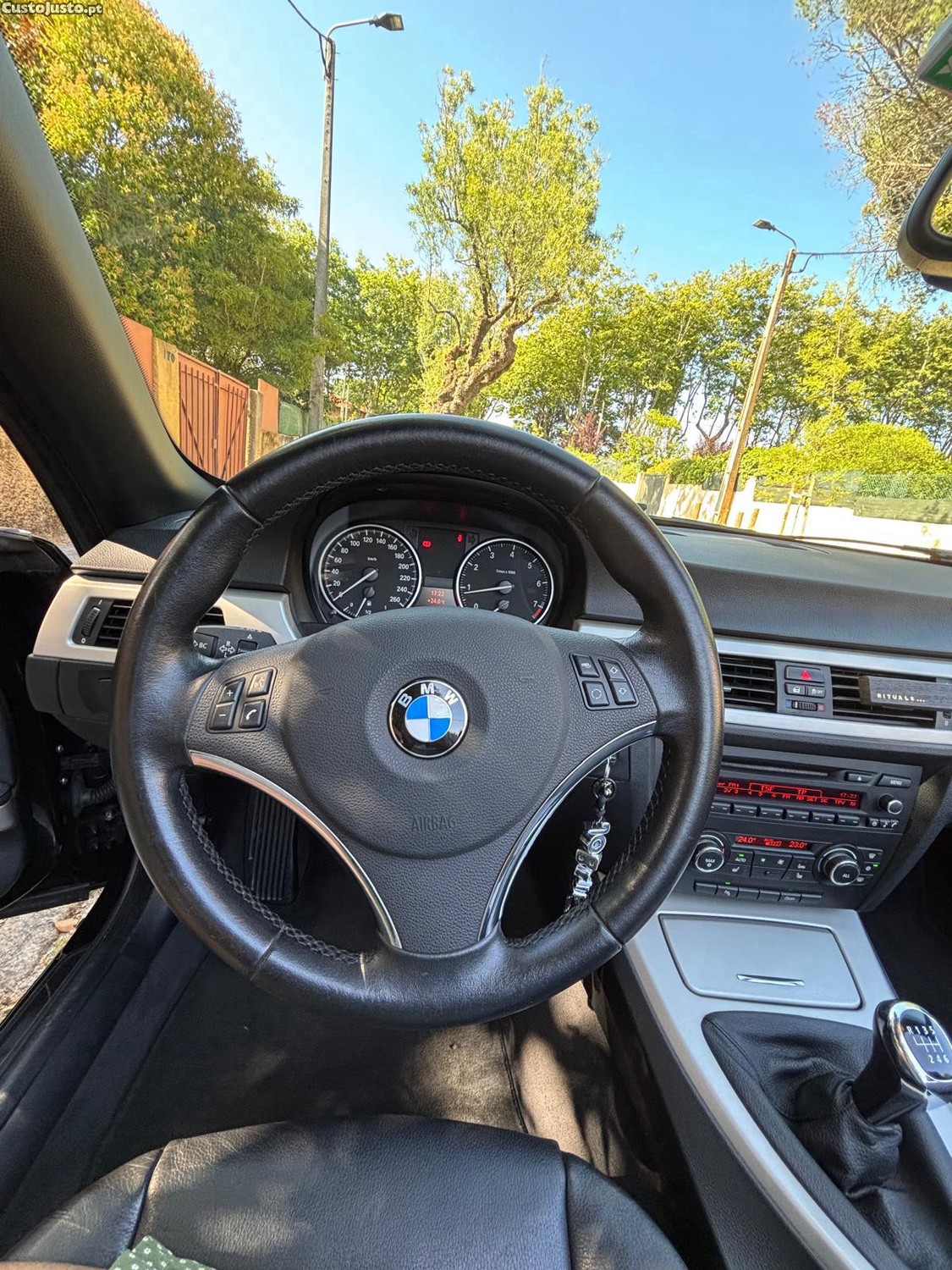 BMW 318 E93 Cabrio LCI — fotografia 3