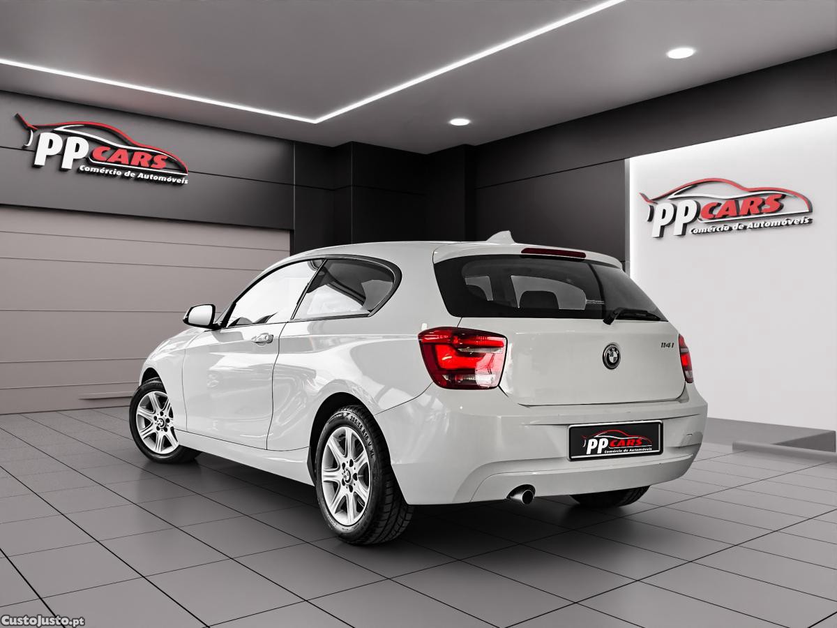 BMW 114 i — fotografia 18