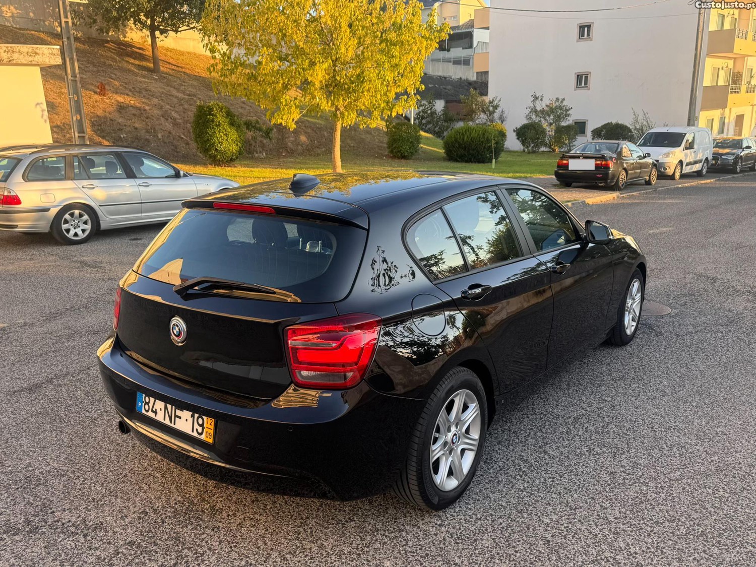 BMW 116 EfficientDynamics — fotografia 2