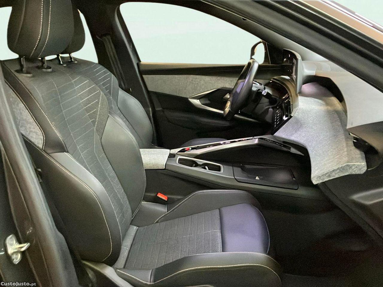 Peugeot 3008 1.2 Hybrid Allure e-DCS6 — fotografia 7