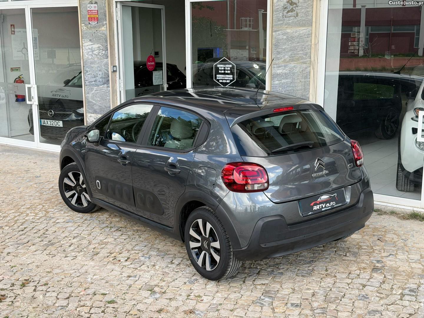 Citroën C3 1.2 PureTech Shine — fotografia 18