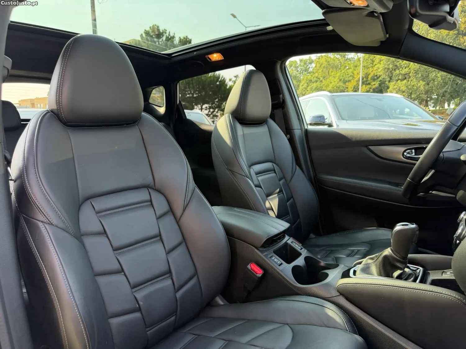 Nissan Qashqai 1.6 dCi Tekna Premium Pele Preta Xtronic — fotografia 12