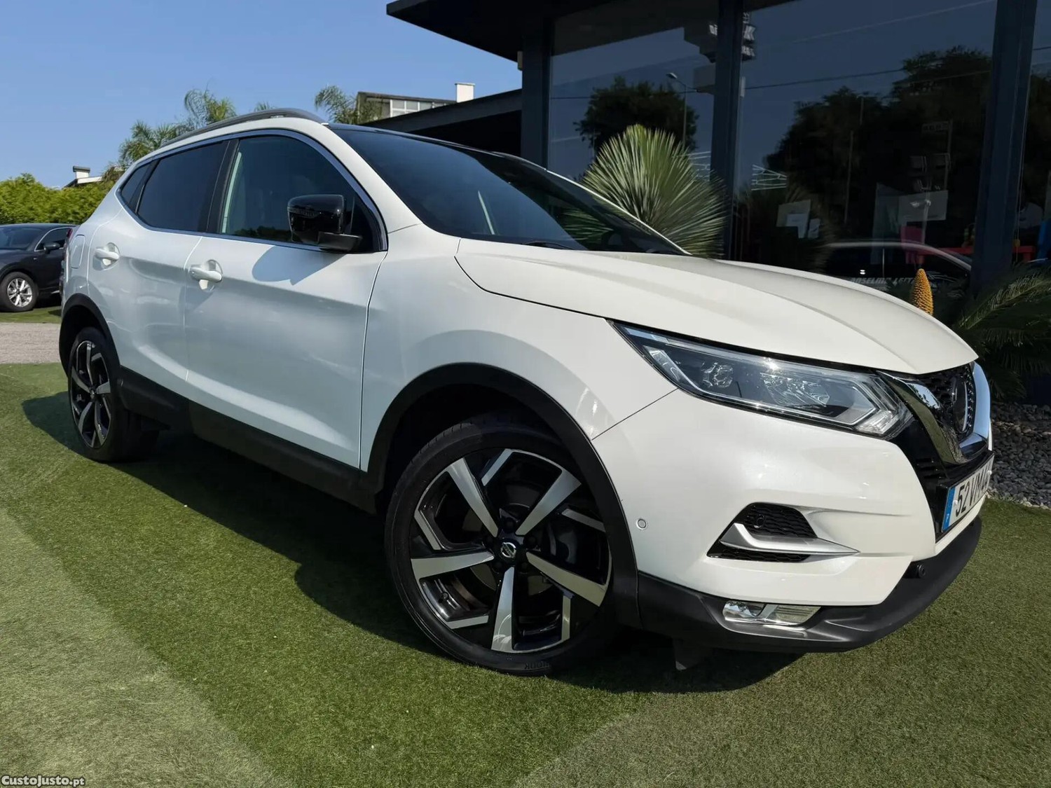 Nissan Qashqai 1.6 dCi Tekna Premium Pele Preta Xtronic — fotografia 23