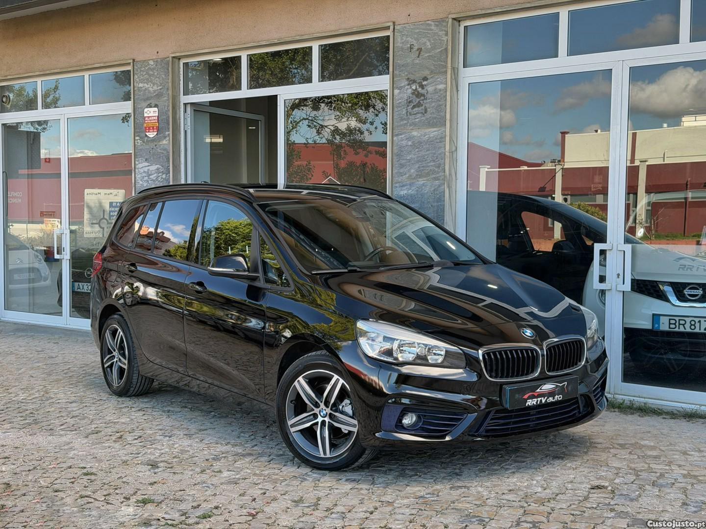 BMW 216 Gran Tourer d Line Sport — fotografia 13