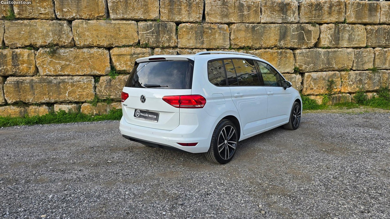 VW Touran 1.6 TDi Confortline DSG - 18 foto 2