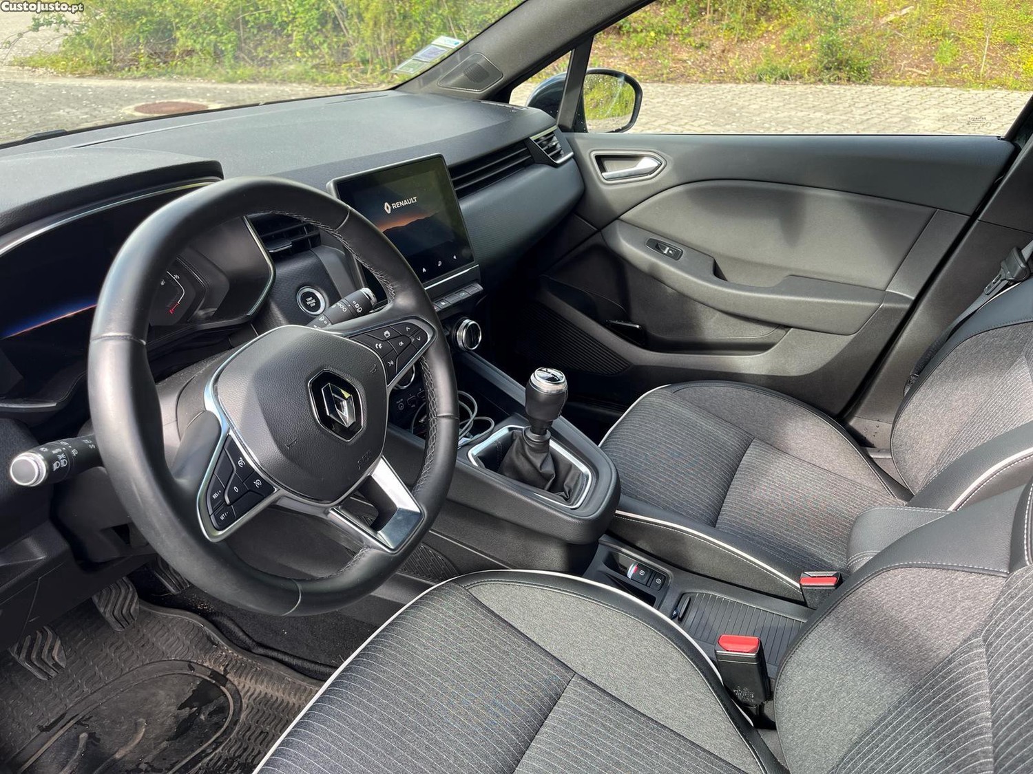 Renault Clio Intens+ 115cv — fotografia 4