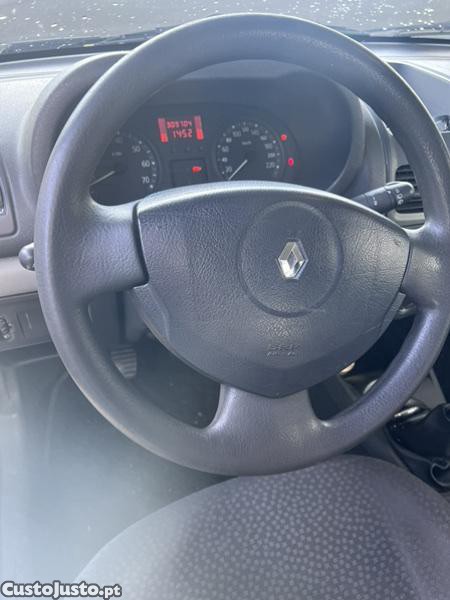 Renault Clio clio — fotografia 5