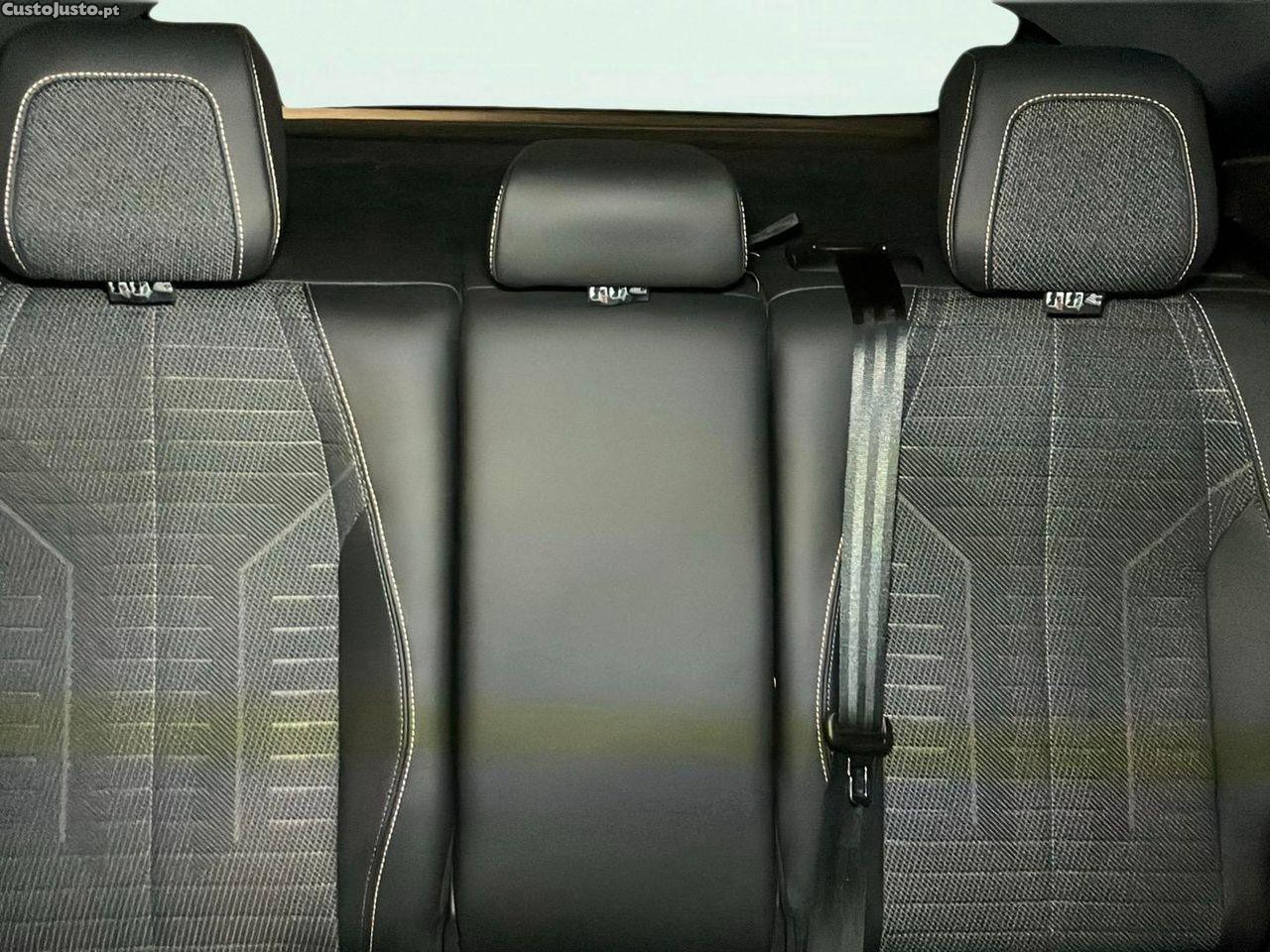 Peugeot 3008 1.2 Hybrid Allure e-DCS6 — fotografia 5