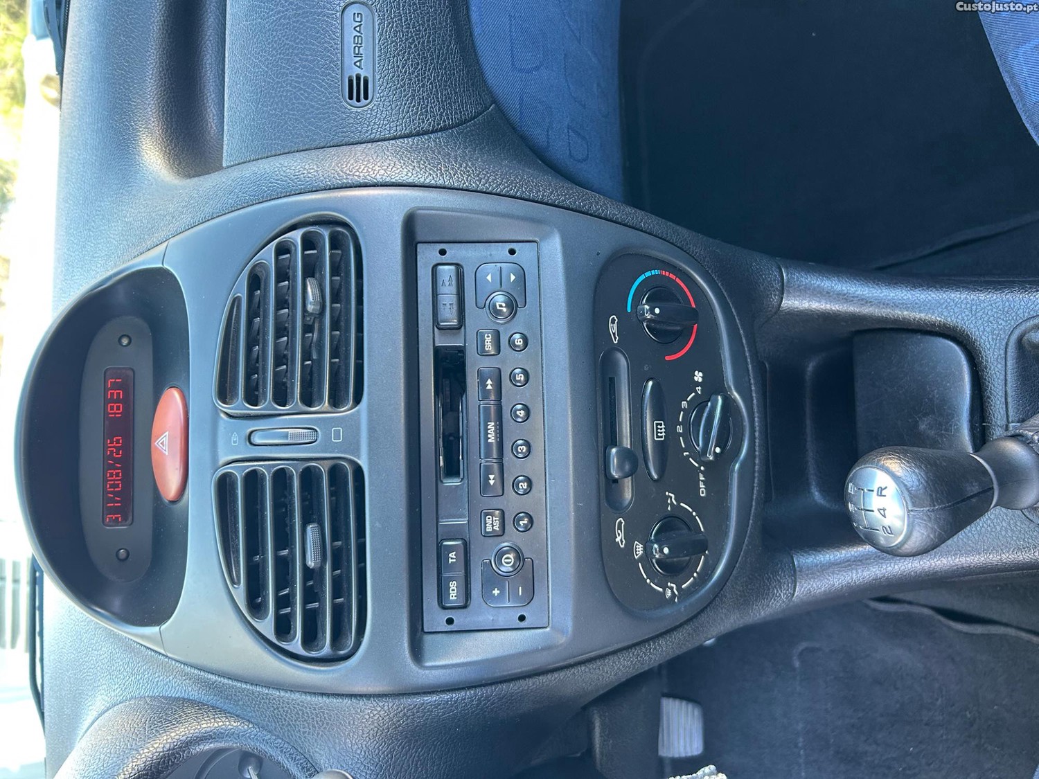 Peugeot 206 (2S8hxf) — fotografia 3