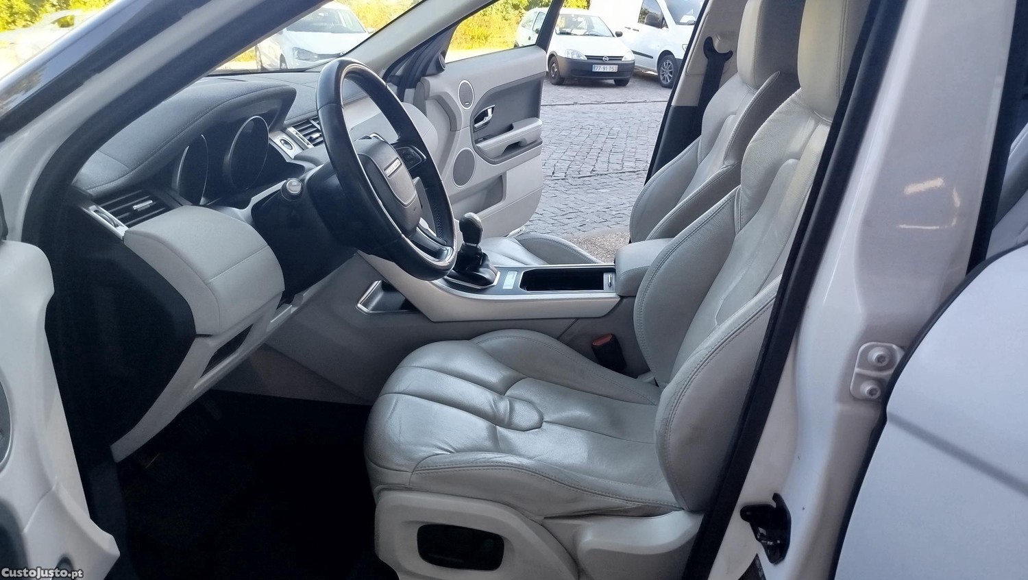 Land Rover Range Rover Evoque 2.2 eD4 Dynamic — fotografia 9