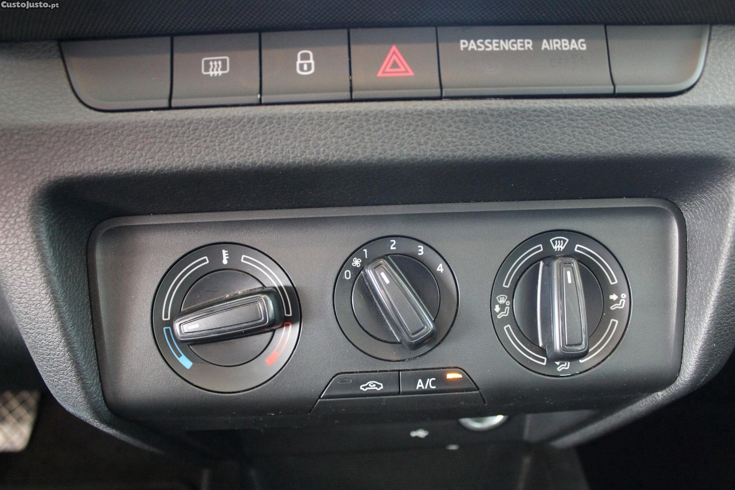 Skoda Fabia 1.0 TSI Ambition — fotografia 4