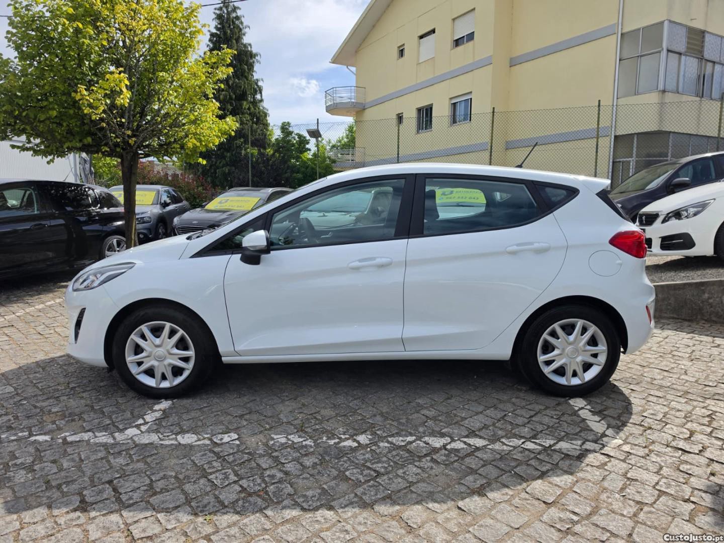 Ford Fiesta 1.0 EcoBoost S&S COOL&CONNECT — fotografia 15