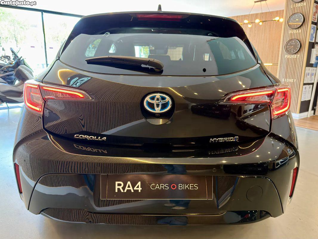 Toyota Corolla 1.8 Hybrid Exclusive — fotografia 6