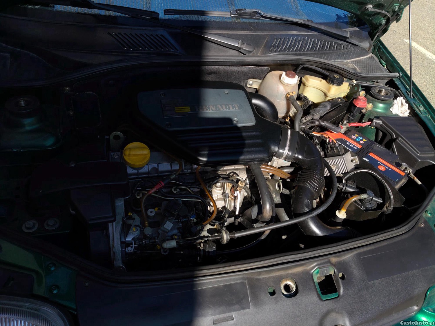 Renault Clio 1.9D — fotografia 5