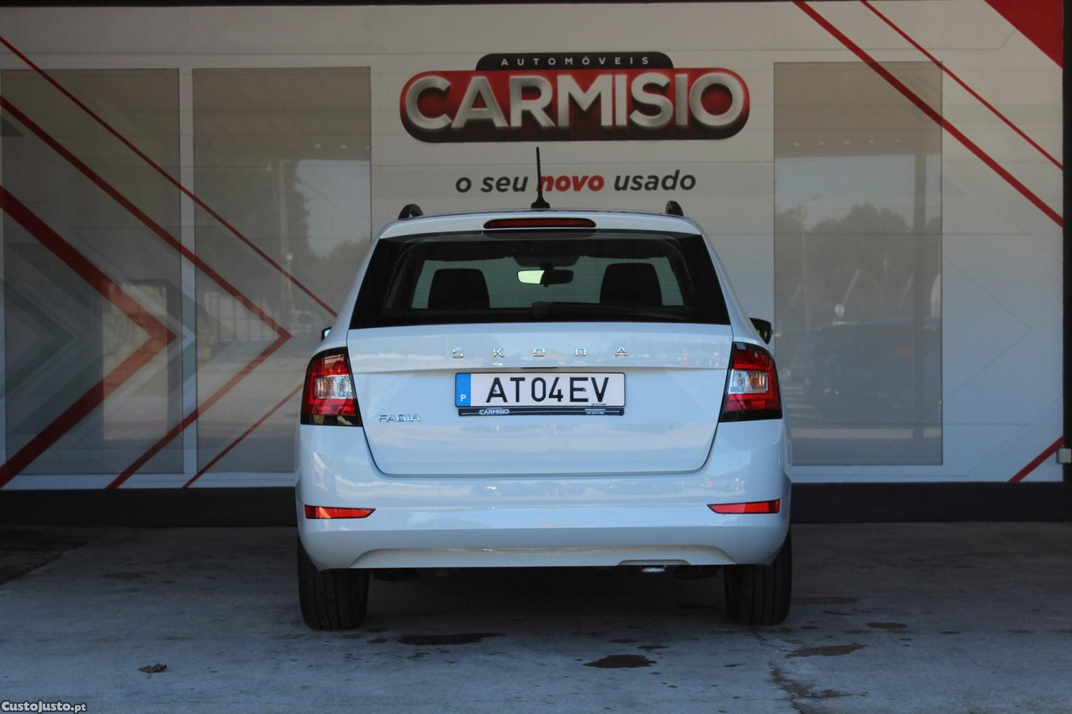 Skoda Fabia 1.0 TSI Ambition — fotografia 19