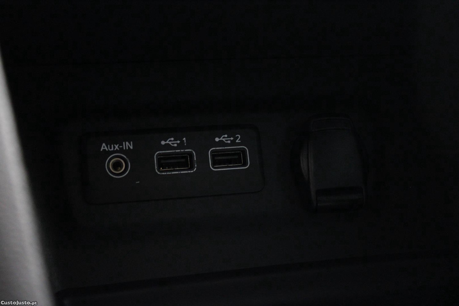 Renault Mégane GRANTOUR E-TECH 1.6 PLUG-IN (AUTO) — fotografia 19