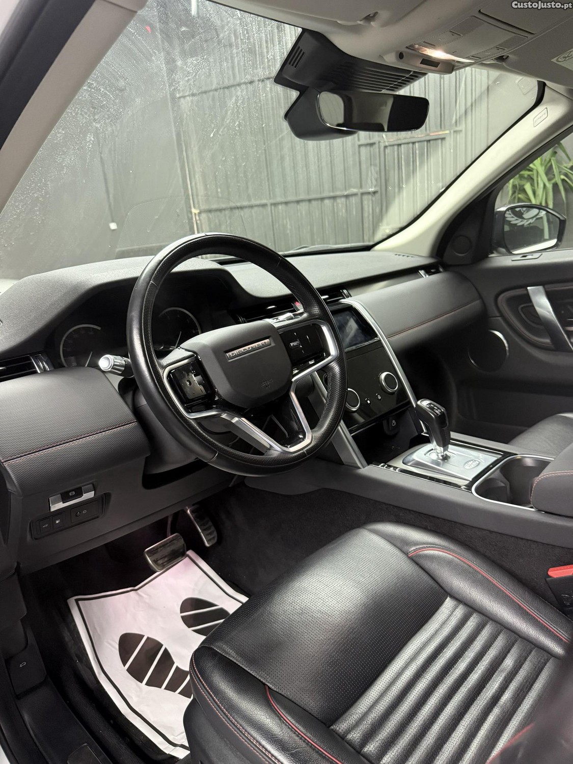 Land Rover Discovery R Dynamic — fotografia 12