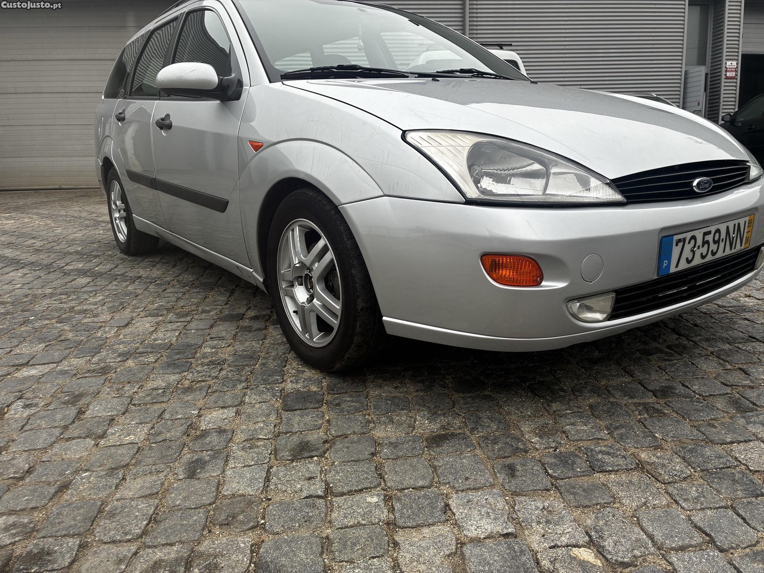 Ford Focus 1.8 TDDI — fotografia 3