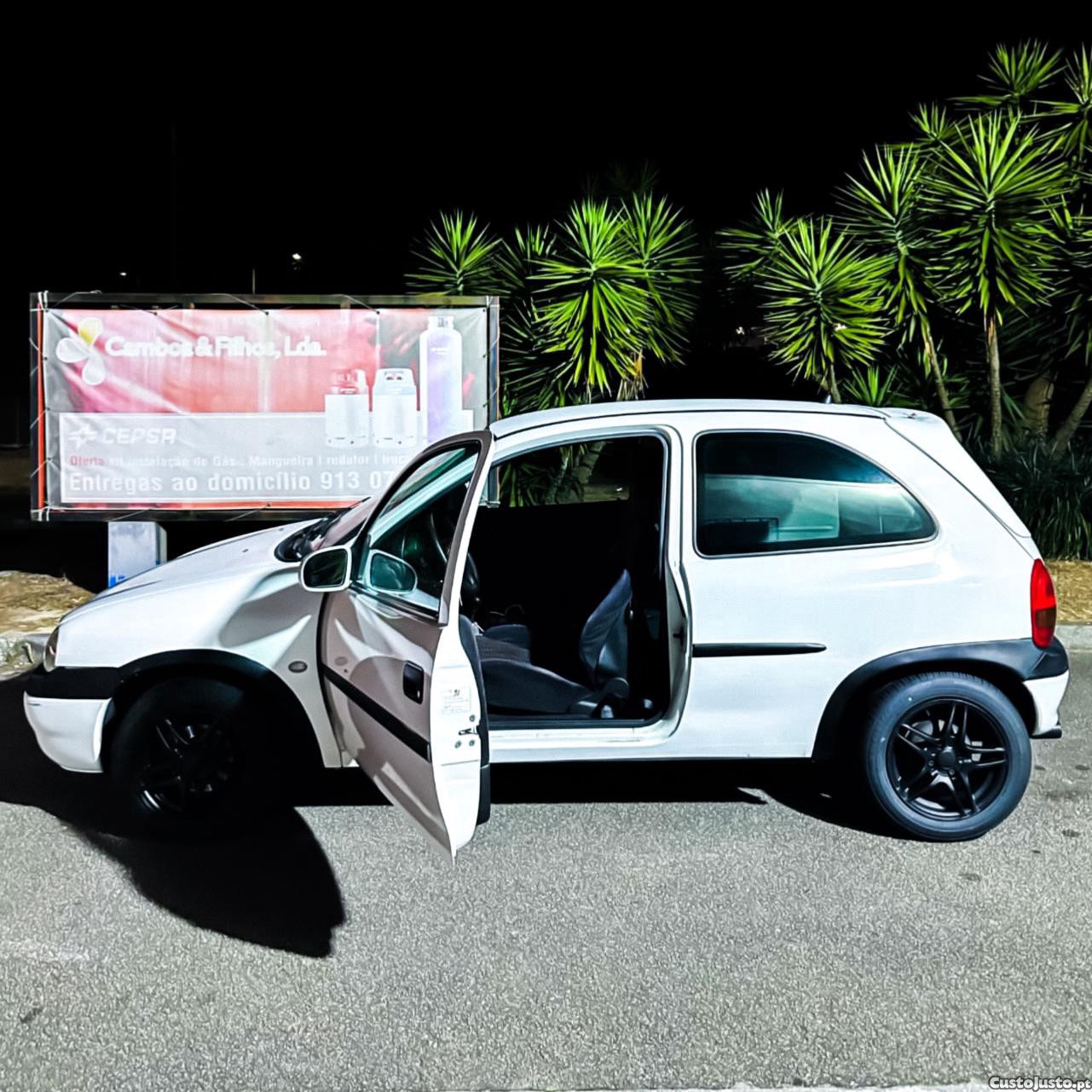 Opel Corsa Van (732B4)