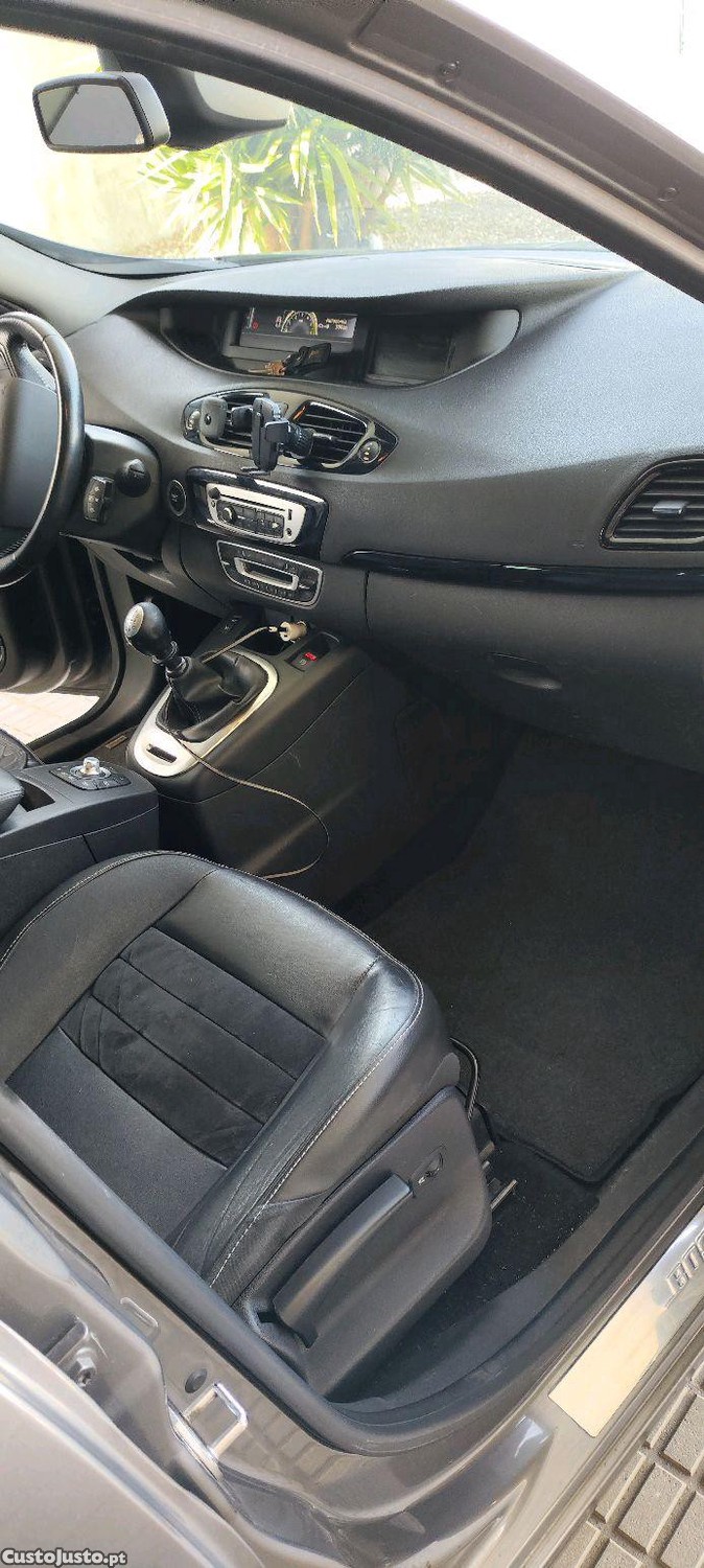 Renault Grand Scénic 1.6 130 cv bose edition 7 lugares — fotografia 7