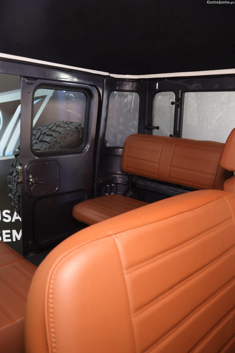 Toyota Land Cruiser 4 WHEEL DRIVE — fotografia 10