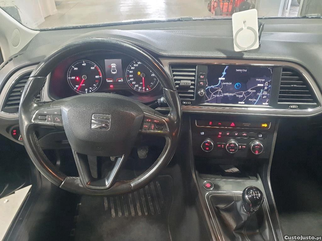 SEAT Leon 1.6 TDI Style 115cv — fotografia 19