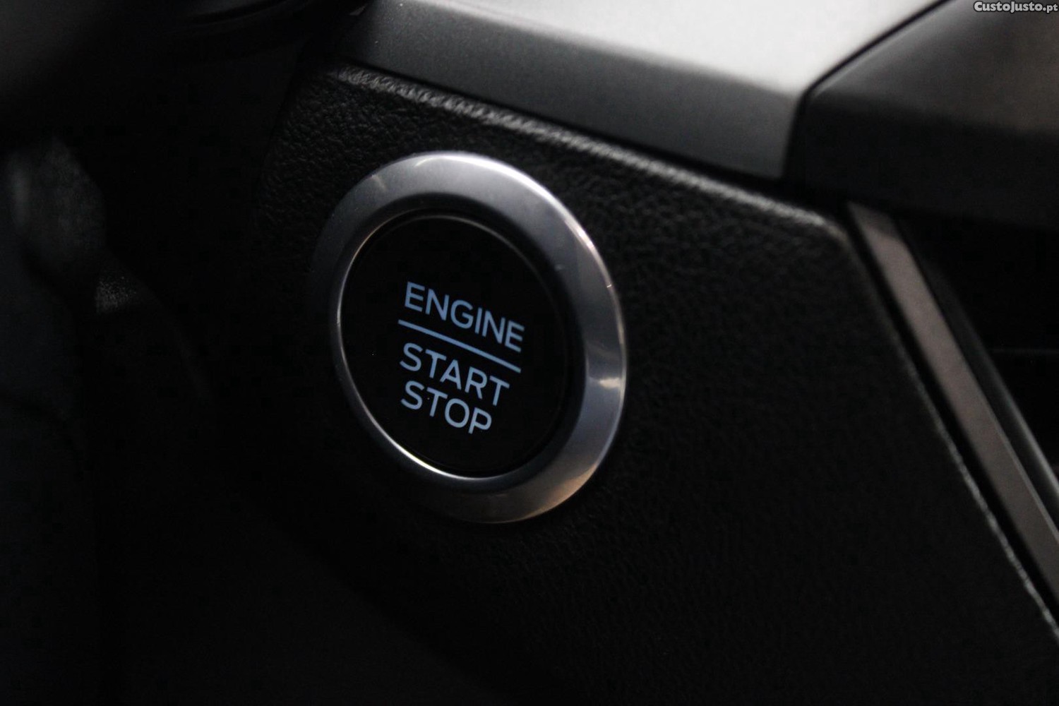 Ford Focus 1.0 ECOBOOST CONNECTED — fotografia 24