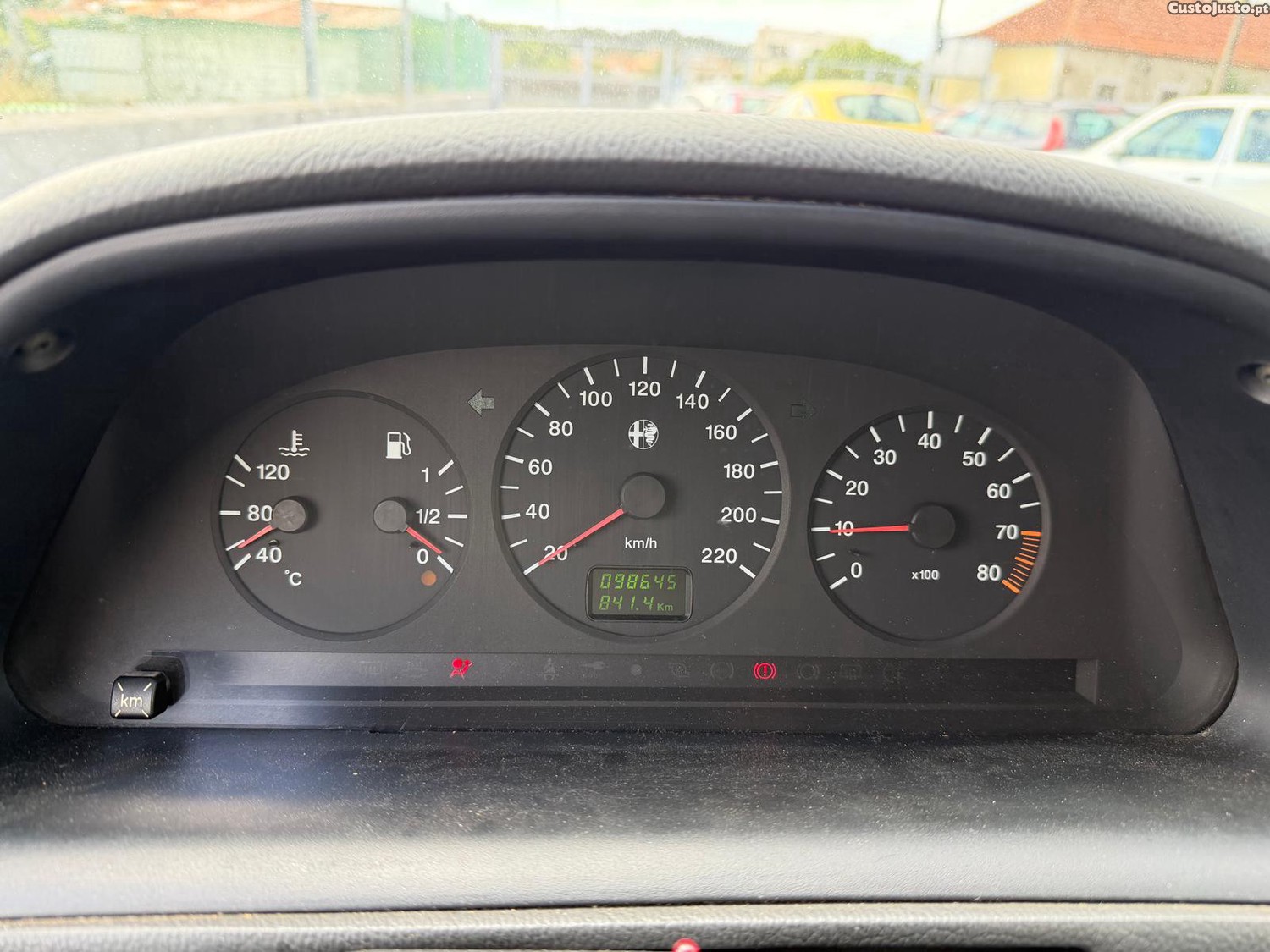 Alfa Romeo 145 1.4 Twin Sparkt — fotografia 5