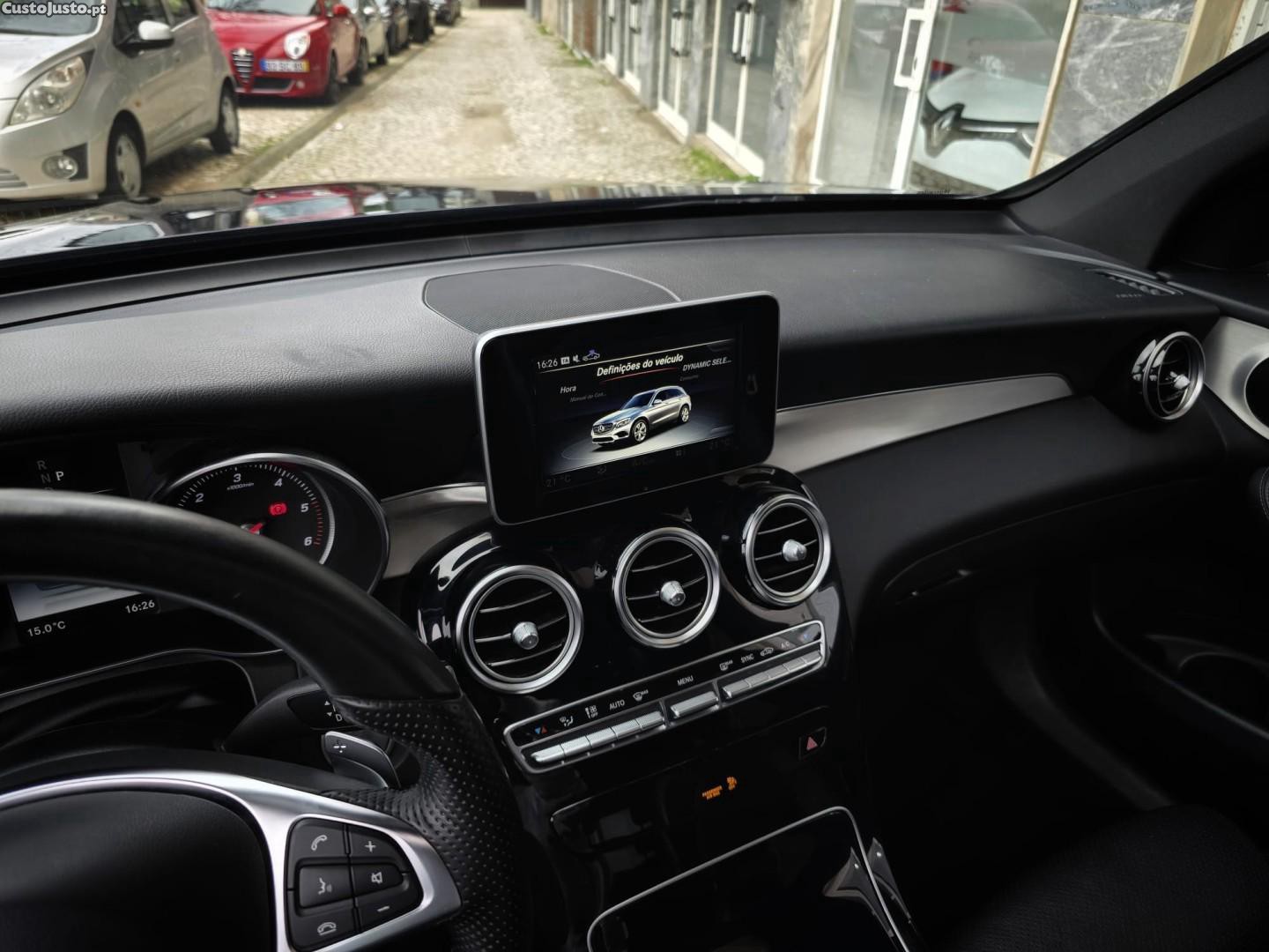 Mercedes-Benz GLC 250 d Exclusive 4-Matic — fotografia 5