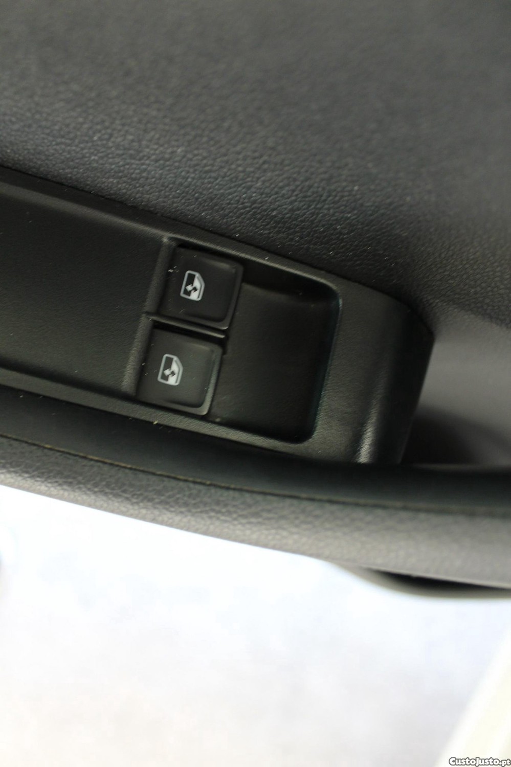 Skoda Fabia 1.0 TSI Ambition — fotografia 11