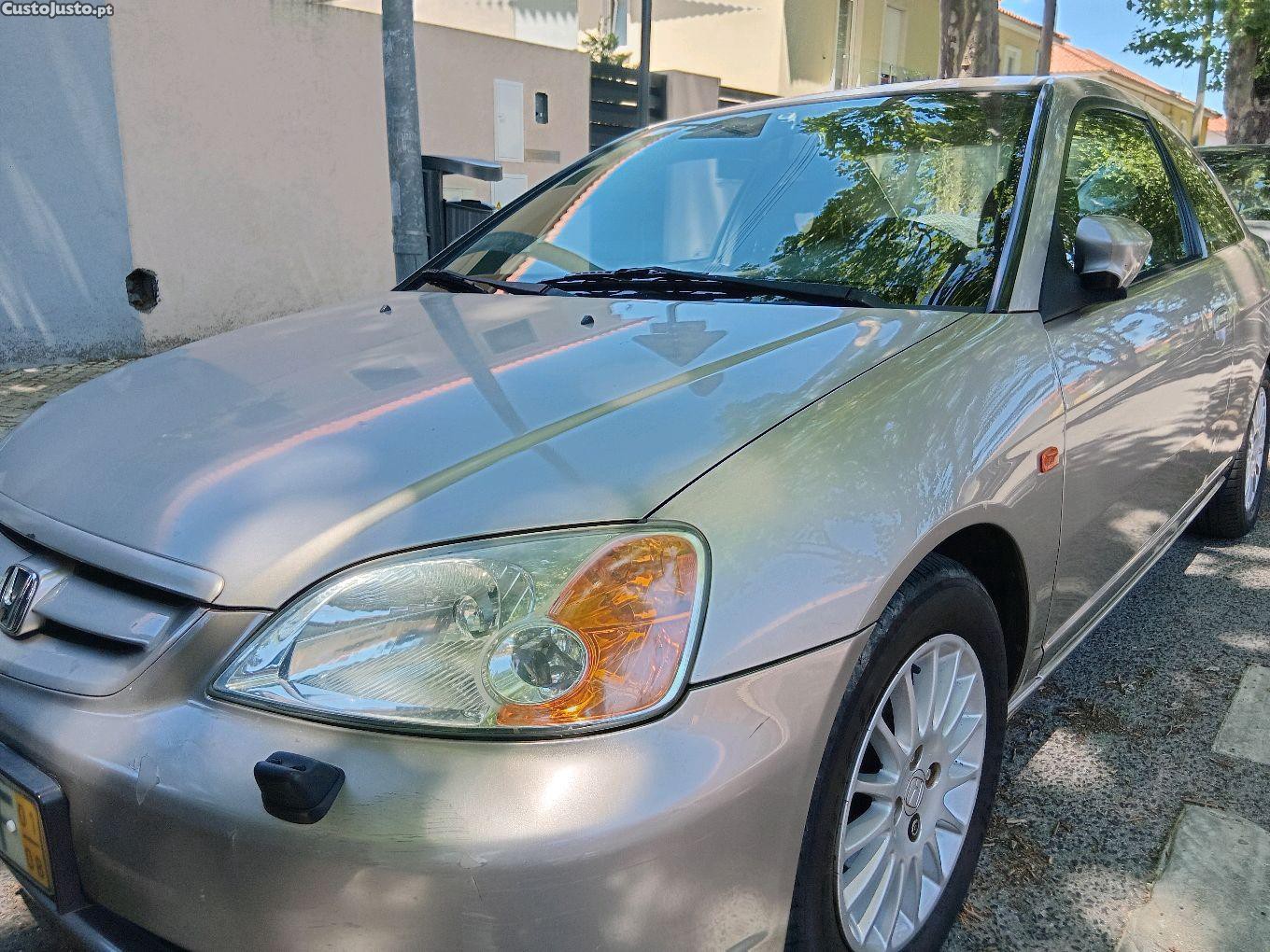 Honda Civic 1.7 iVTEC — fotografia 3