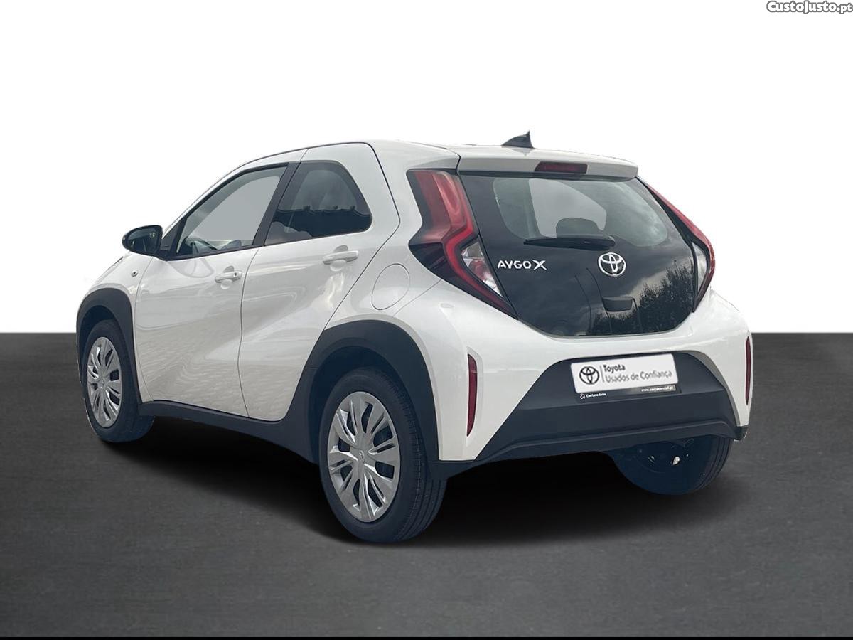 Toyota Aygo X 1.0 Play — fotografia 14