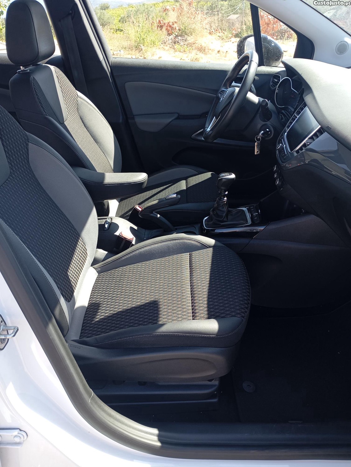 Opel Crossland X 1.2 Turbo — fotografia 3