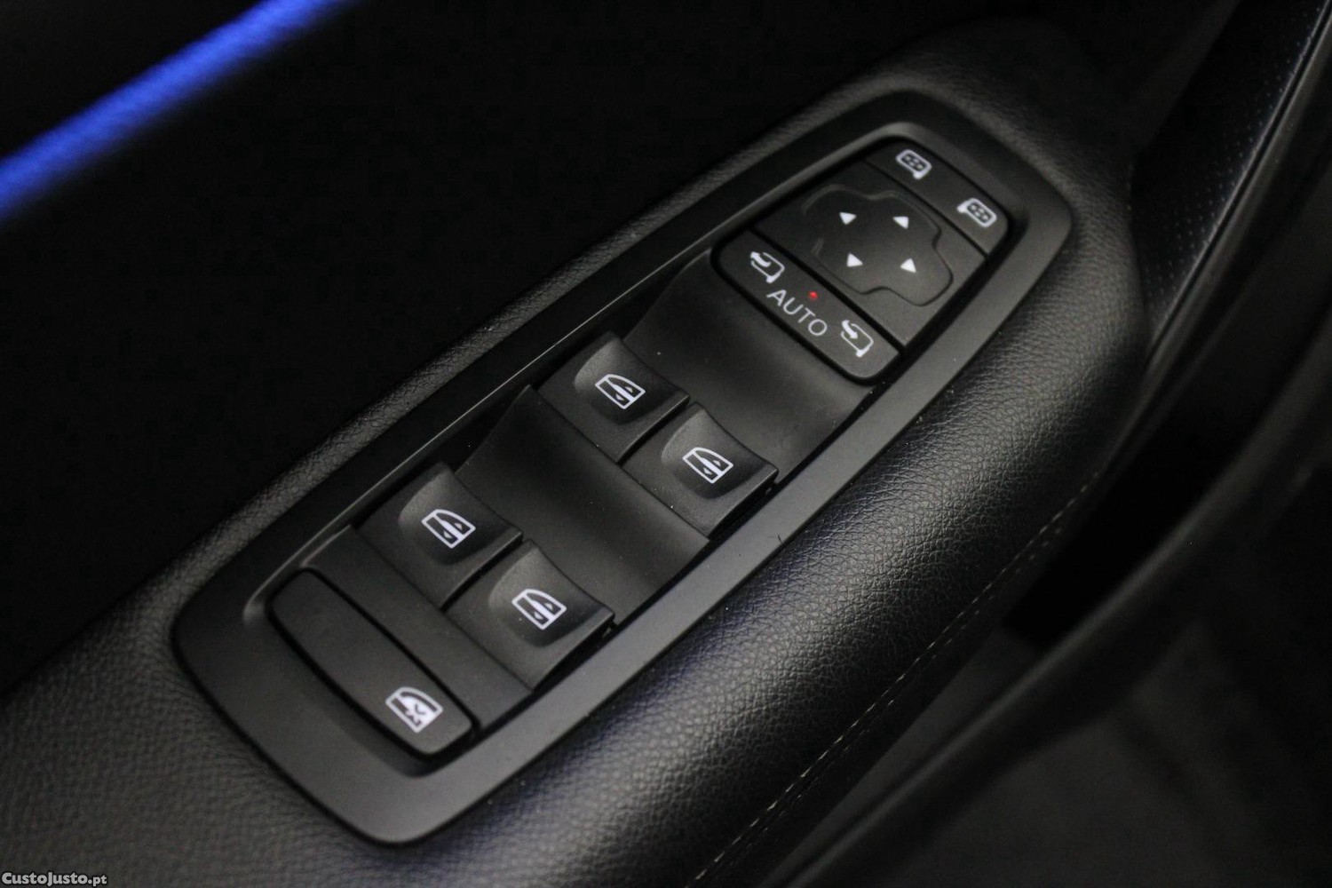 Renault Mégane GRANTOUR E-TECH 1.6 PLUG-IN (AUTO) — fotografia 16