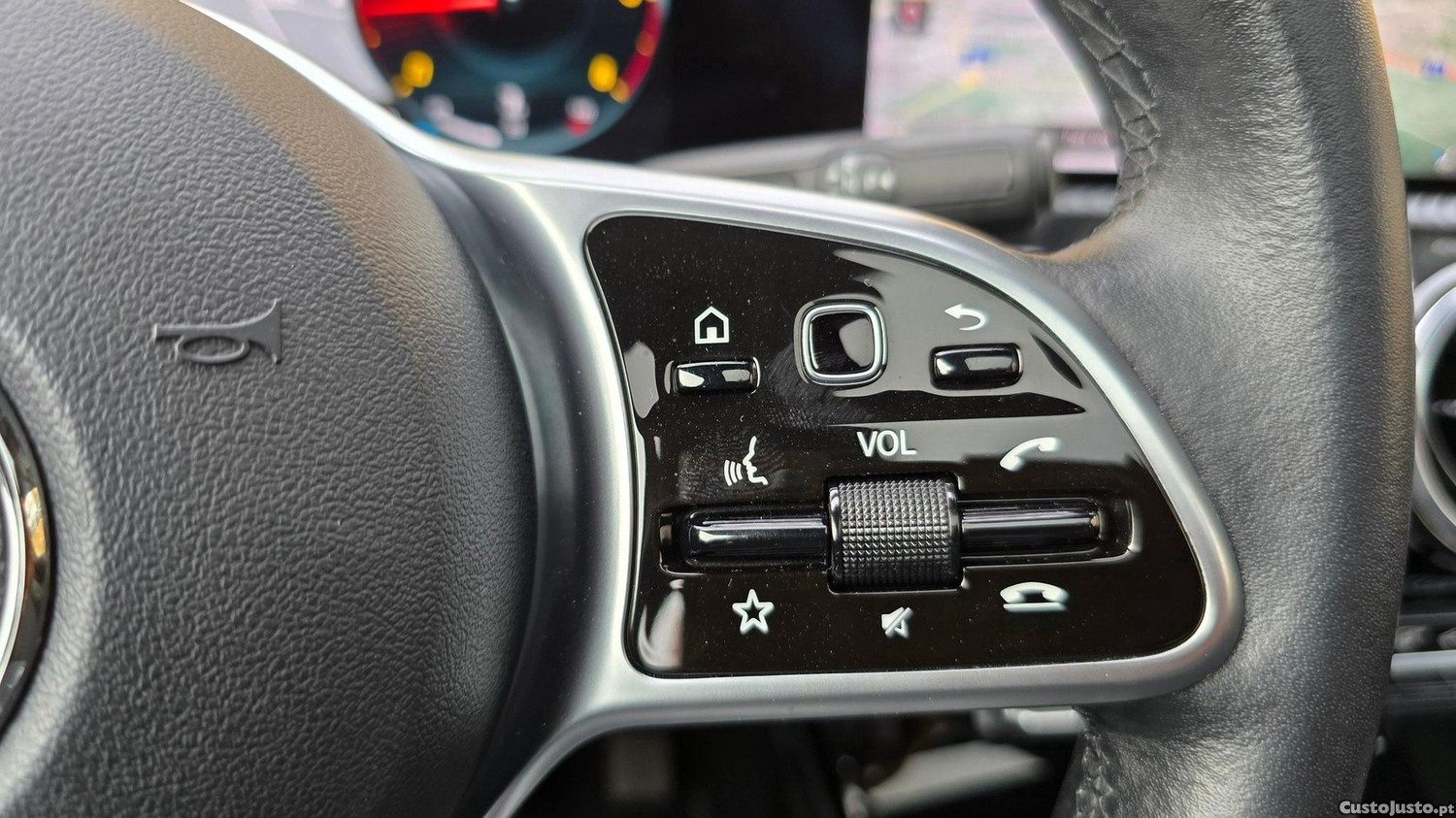 Mercedes-Benz A 180 d Business Solutions Aut. — fotografia 13