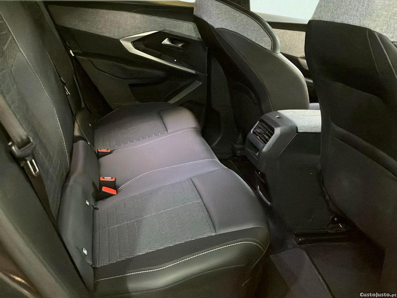Peugeot 3008 1.2 Hybrid Allure e-DCS6 — fotografia 6