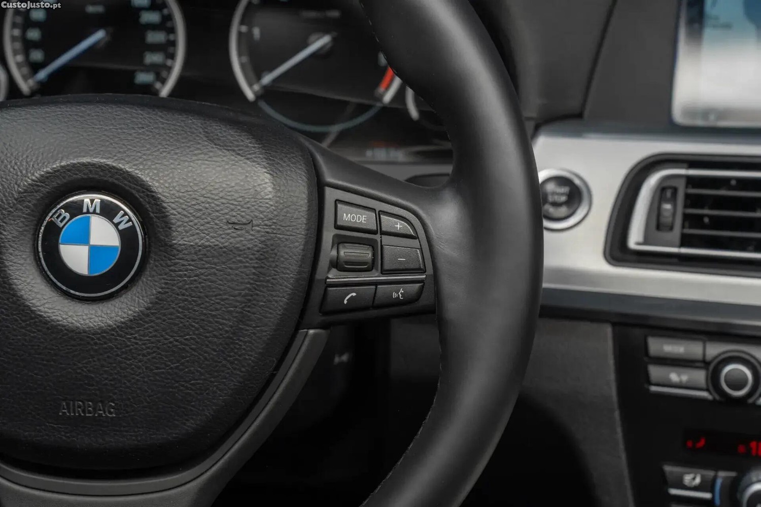 BMW 740 d Pack M — fotografia 14