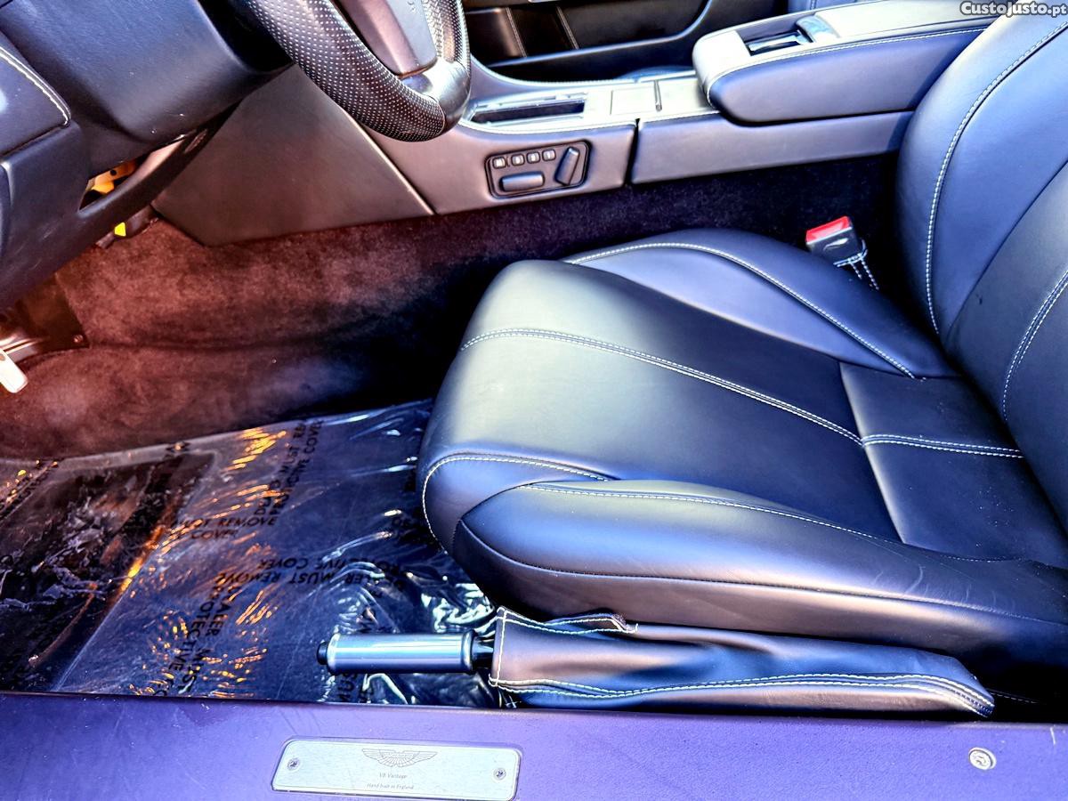 Aston Martin Vantage Sport Shift — fotografia 34