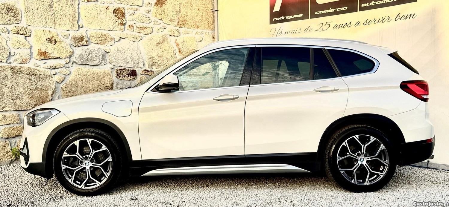 BMW X1 1.5 xDrive25e Plug-In Hybrid — fotografia 5