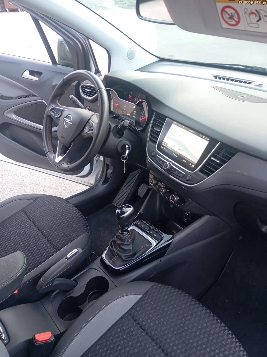 Opel Crossland X 1.2 Turbo — fotografia 6