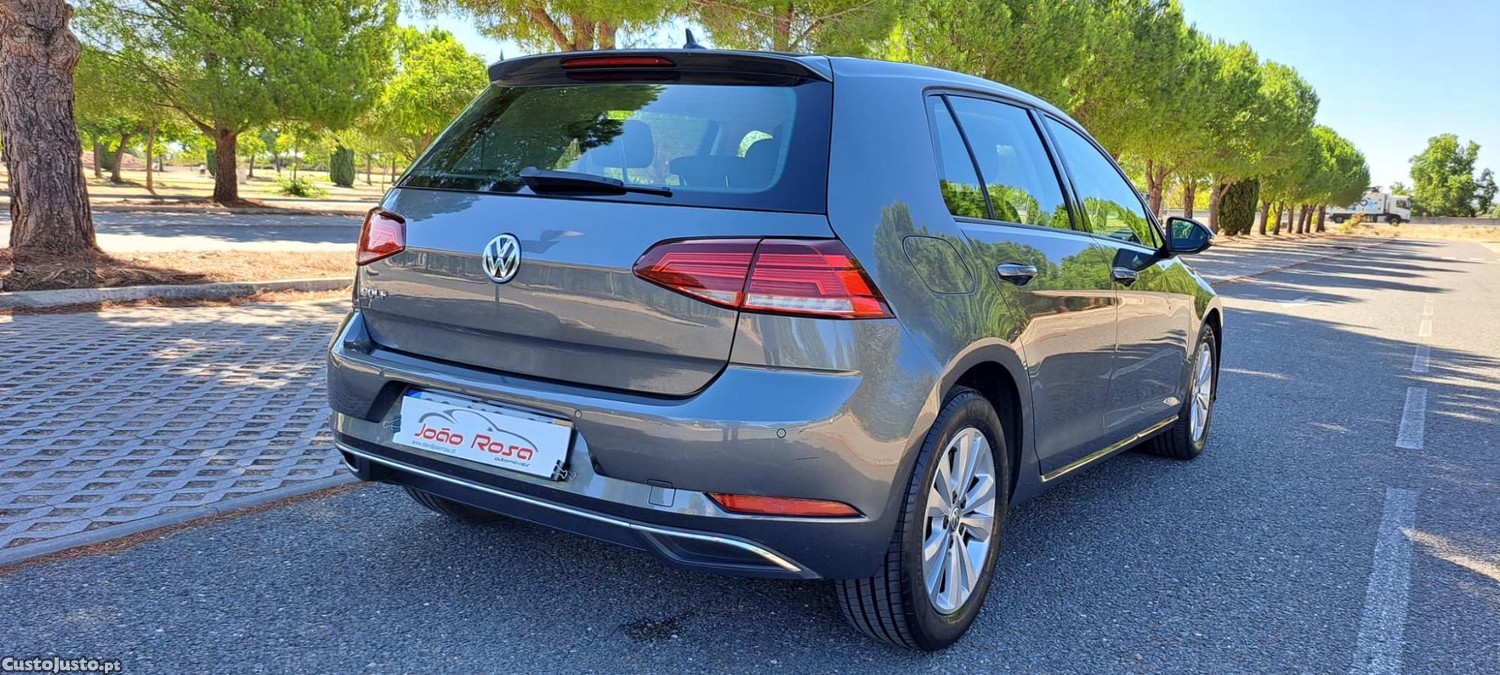 Volkswagen Golf Confortline TDI — fotografia 7