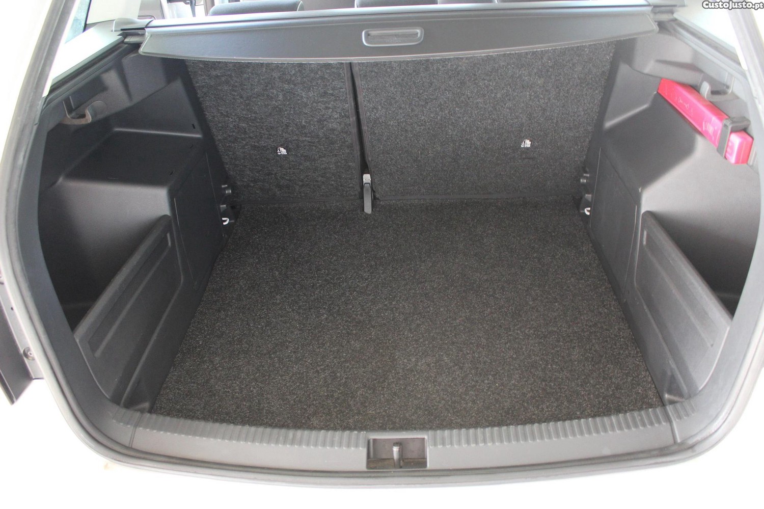 Skoda Fabia 1.0 TSI Ambition — fotografia 12