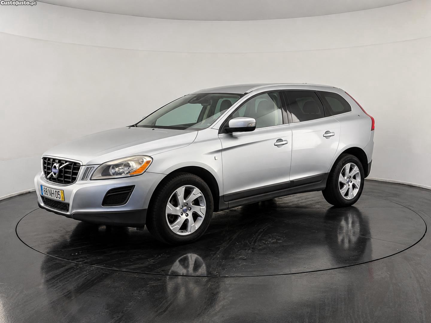 Volvo XC 60 2.0 OCEAN RACE — fotografia 11
