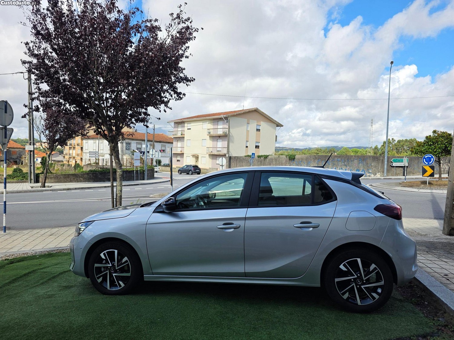 Opel Corsa 1.2 T Edition — fotografia 23