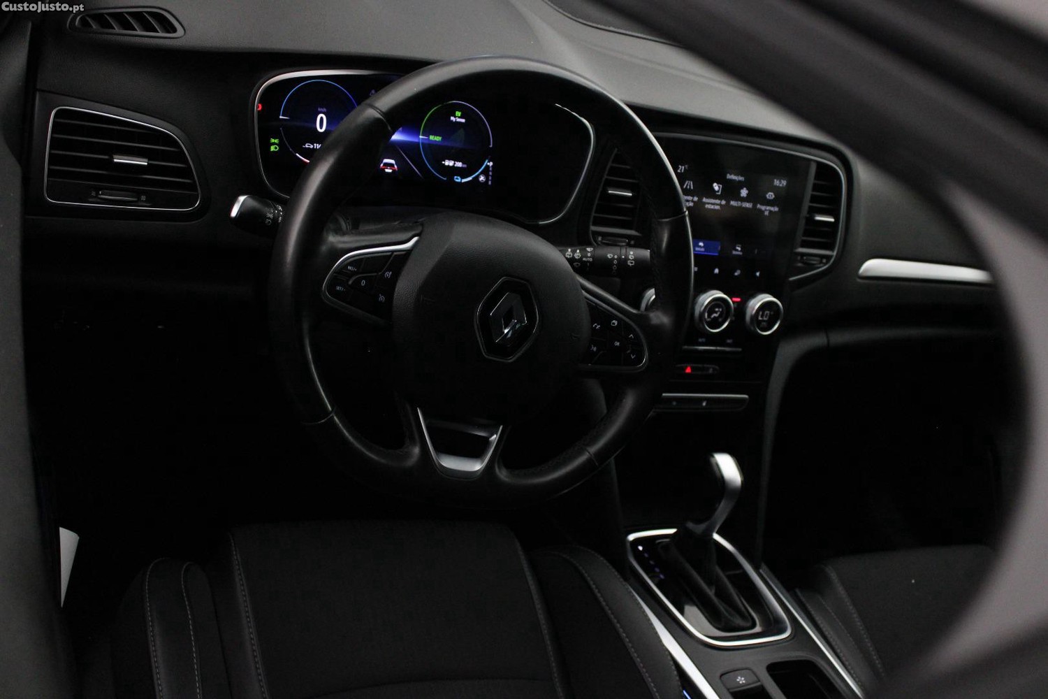 Renault Mégane GRANTOUR E-TECH 1.6 PLUG-IN (AUTO) — fotografia 8