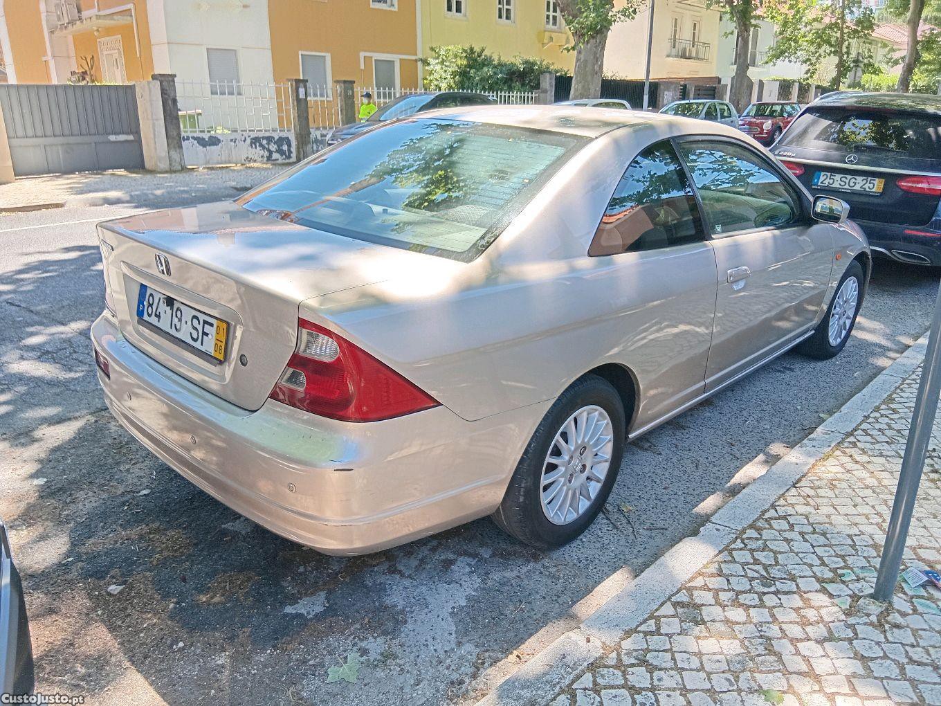 Honda Civic 1.7 iVTEC — fotografia 8