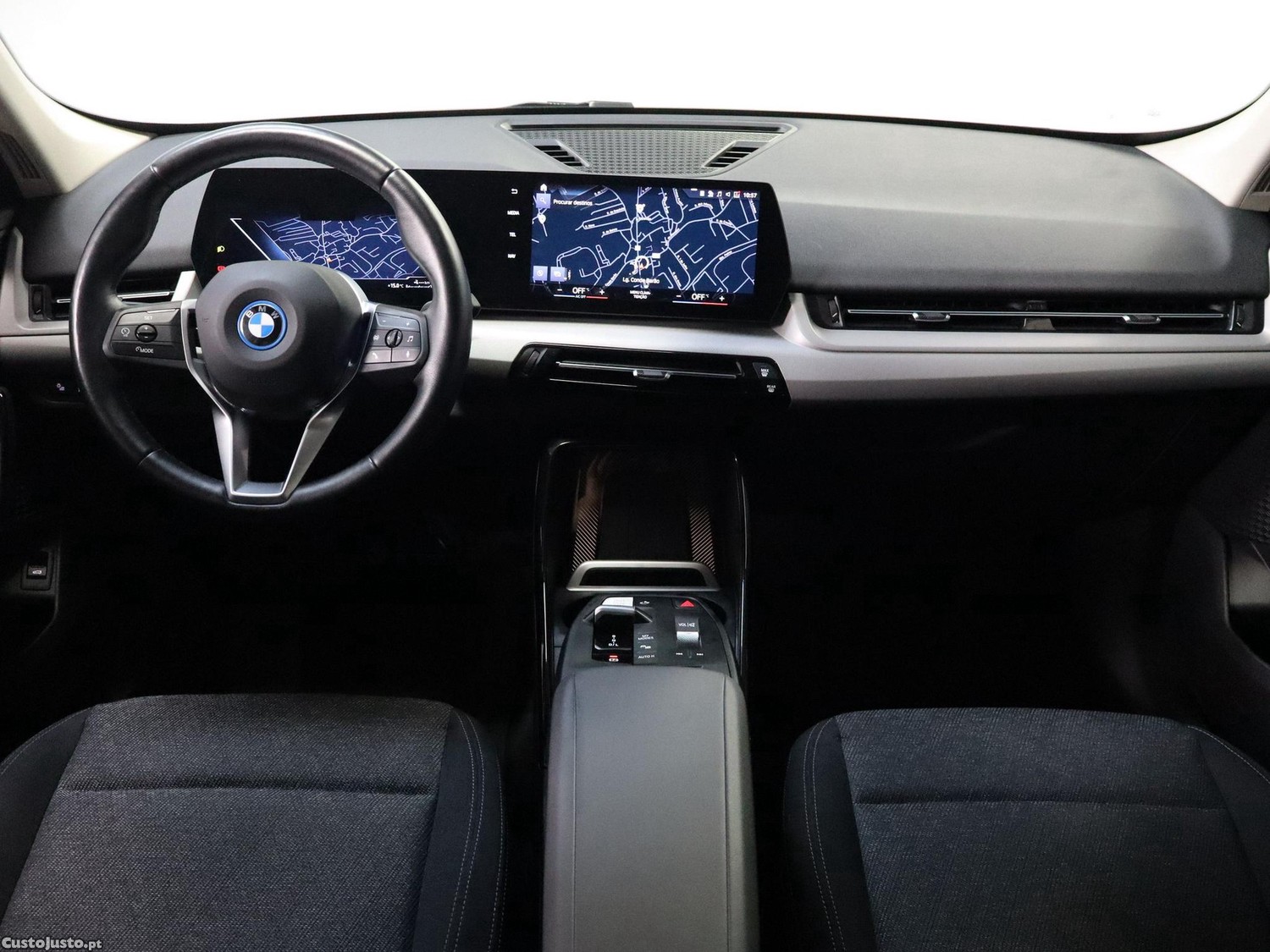 BMW X1 xDrive25e — fotografia 17
