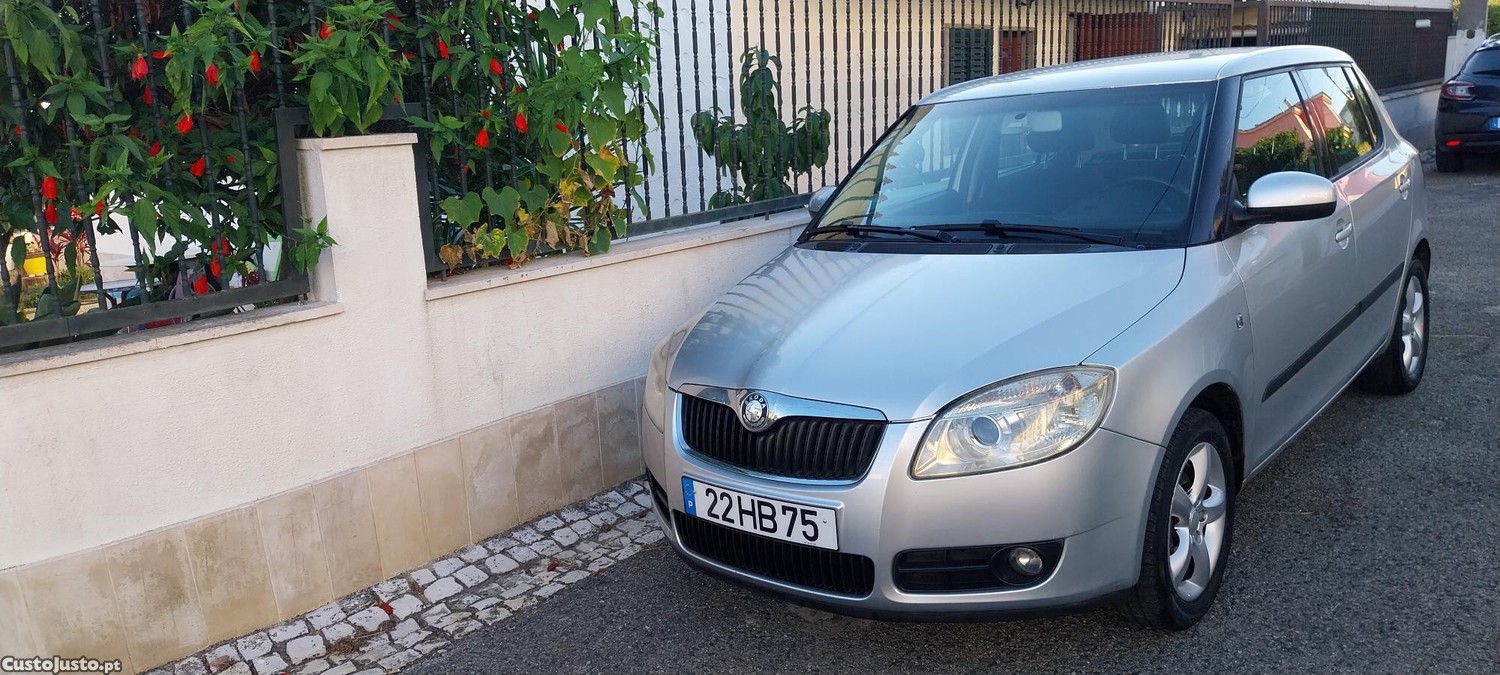 Skoda Fabia 1.2 MPI — fotografia 10